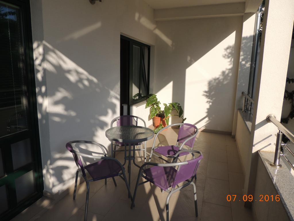 Apartments Suljic - Cash Only Property Стари Град Экстерьер фото